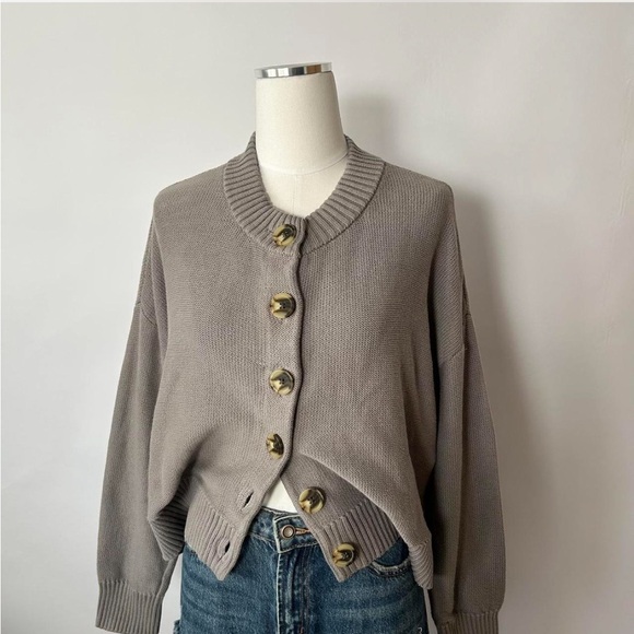 Quince 100% Organic Cotton Cropped Cardigan size Large. - Picture 5 of 8